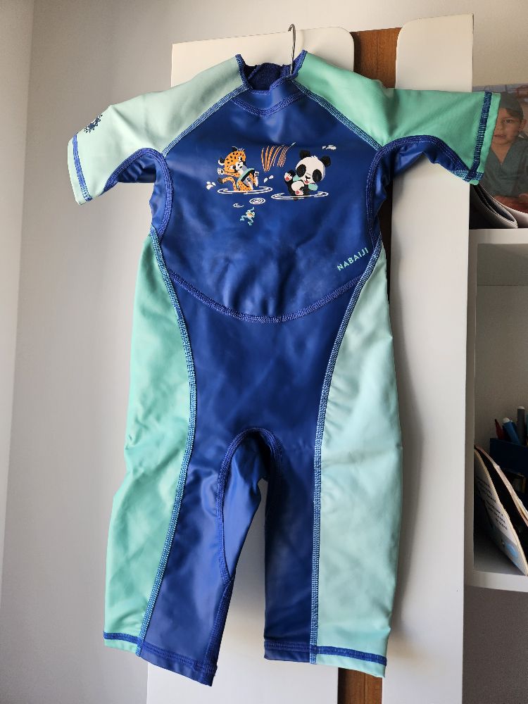 Maillot combi anti UV taille 2 ans en très bon état