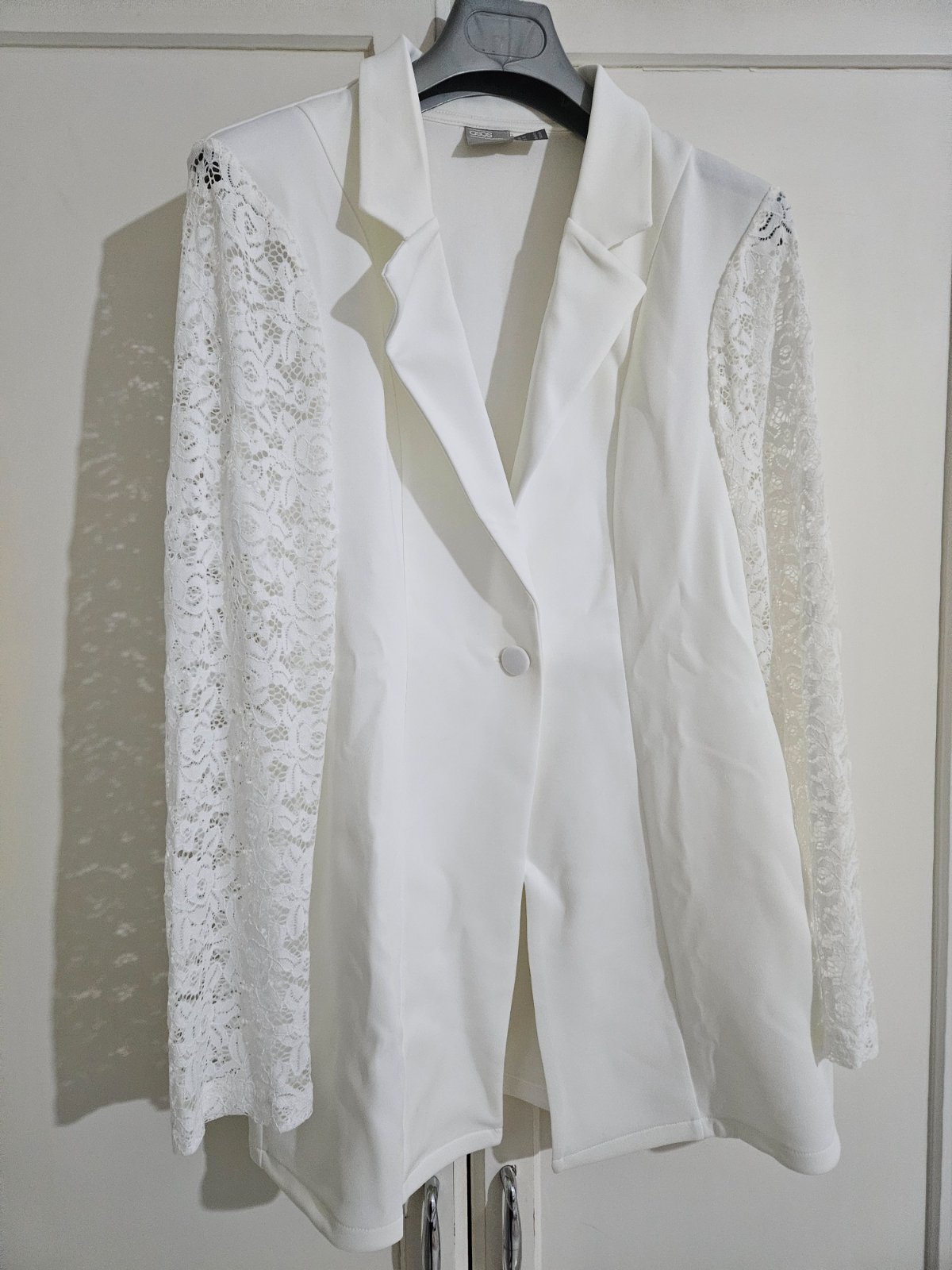 Blazer blanc 🤍 taille 44 jamais porté