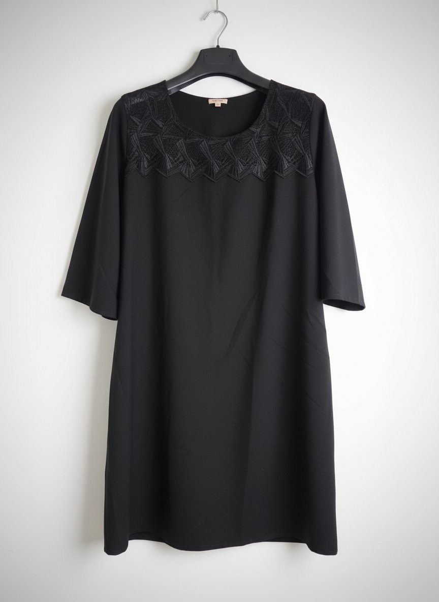 Robe noire avec Guipure sasio collection jasmin taille 3xl 