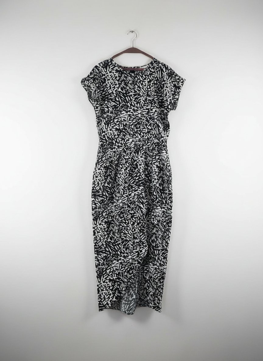 Robe à motif abstrait 🤍🖤