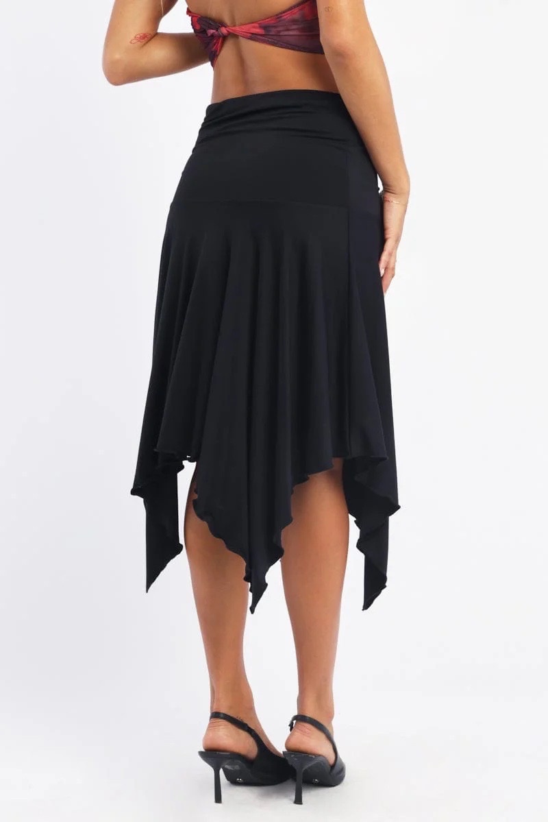 Jupe noire asymétrique fluide