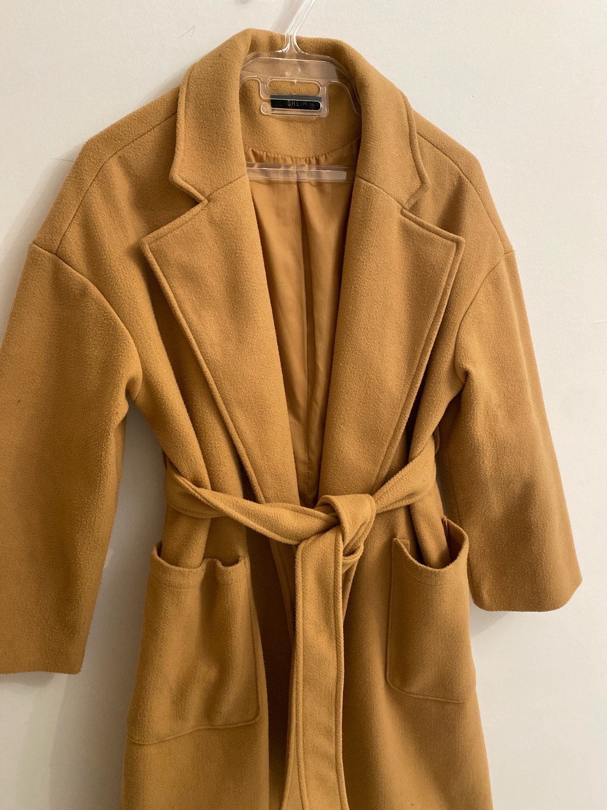 Manteau camel classe
