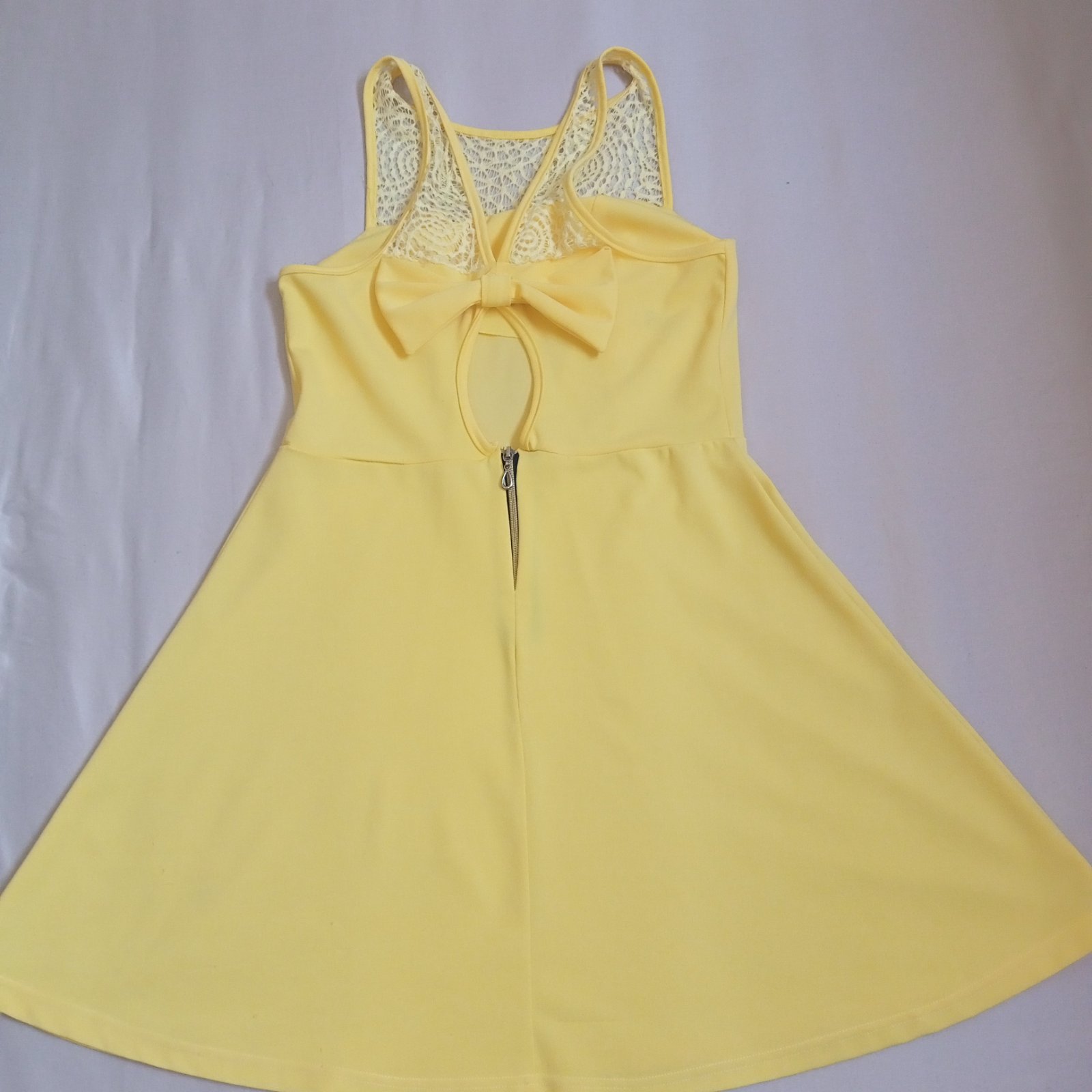 Robe jaune