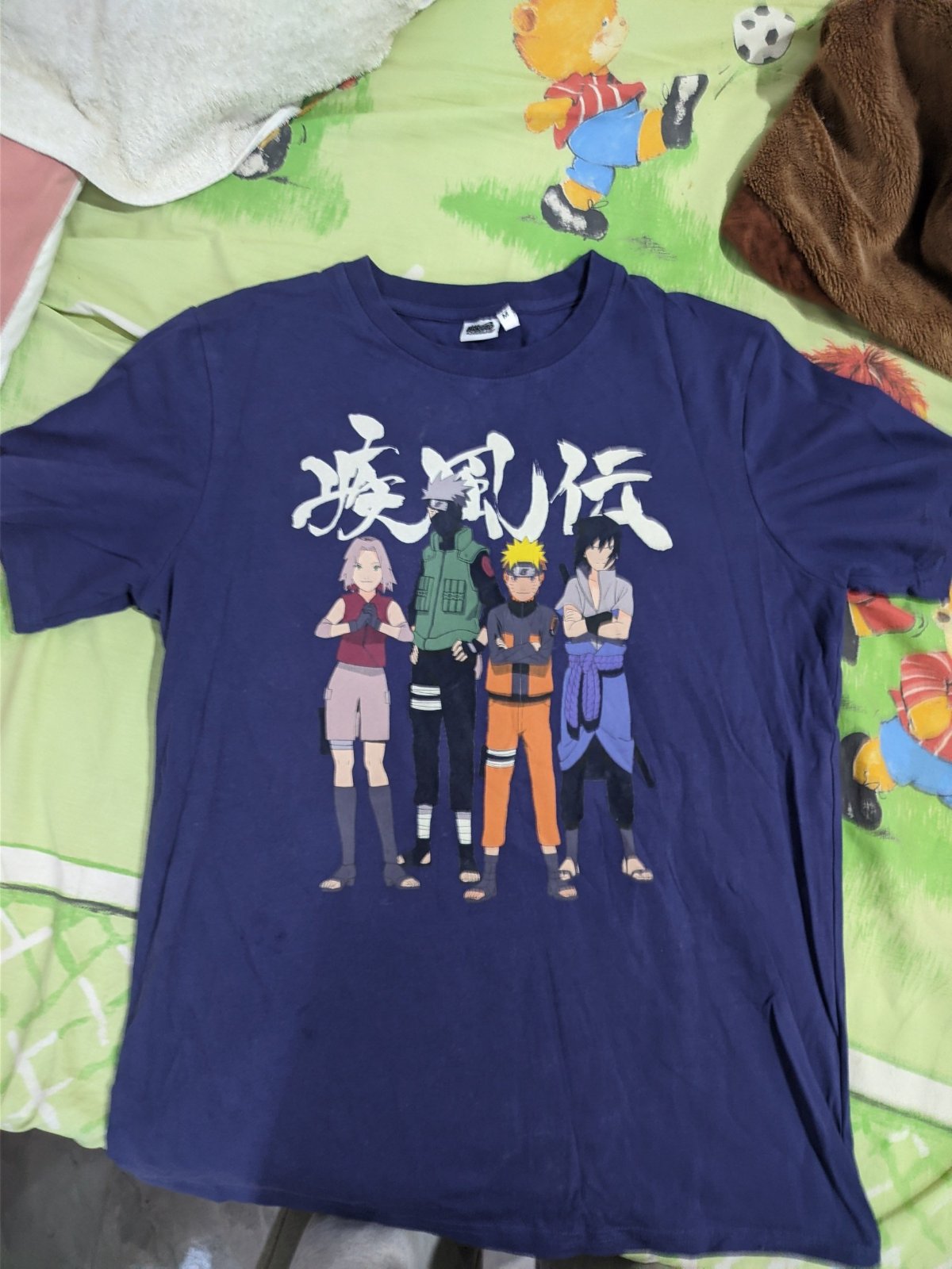 Deux t-shirts anime Naruto x Dragonball z
