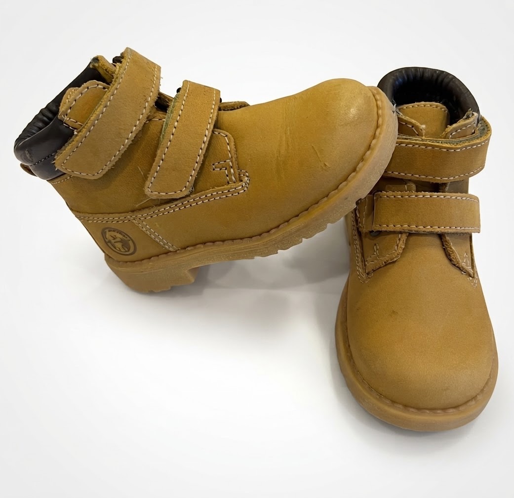 Chaussures montantes pr garçon p22  