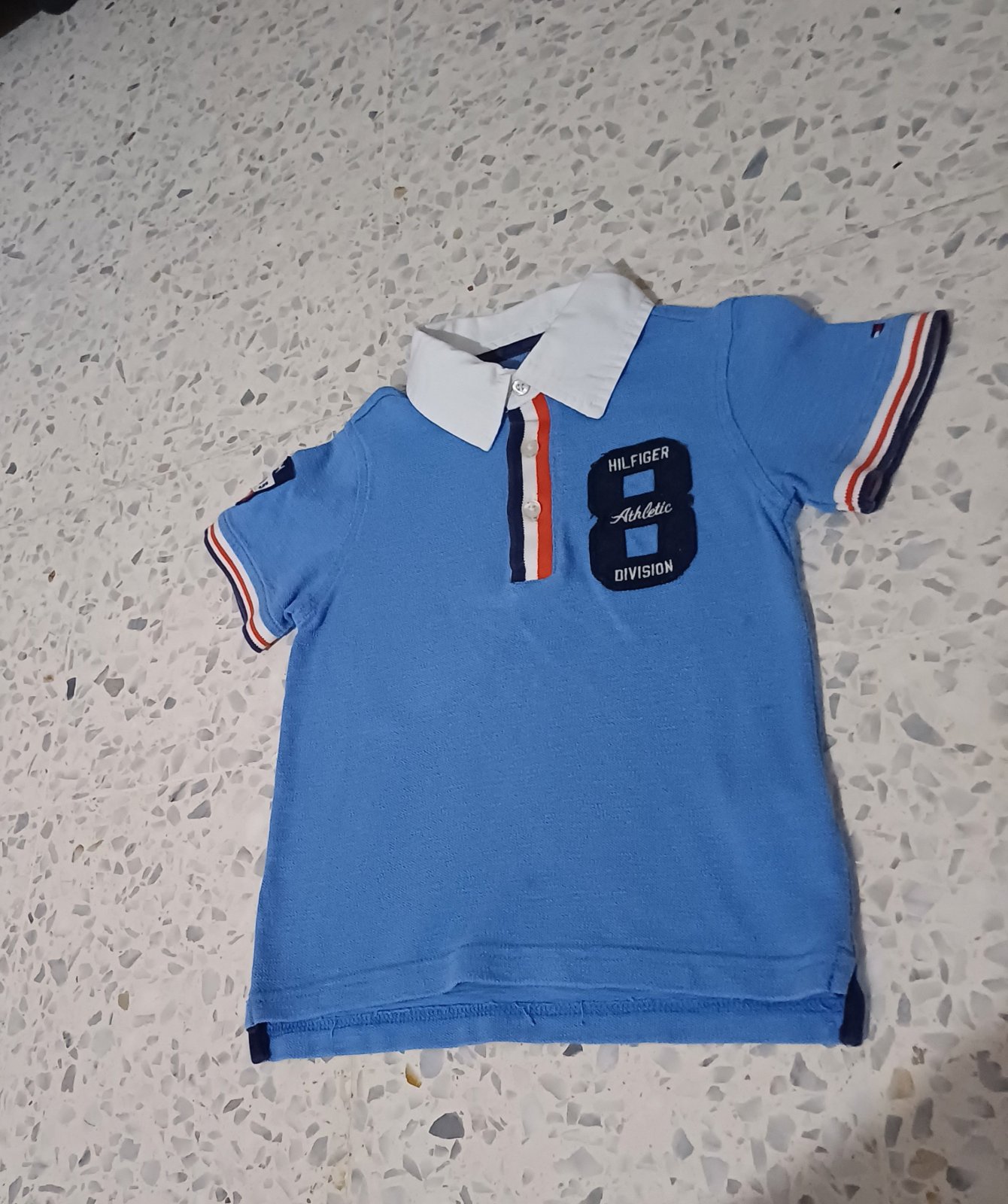 Pull tommy hilfiger 4 ans