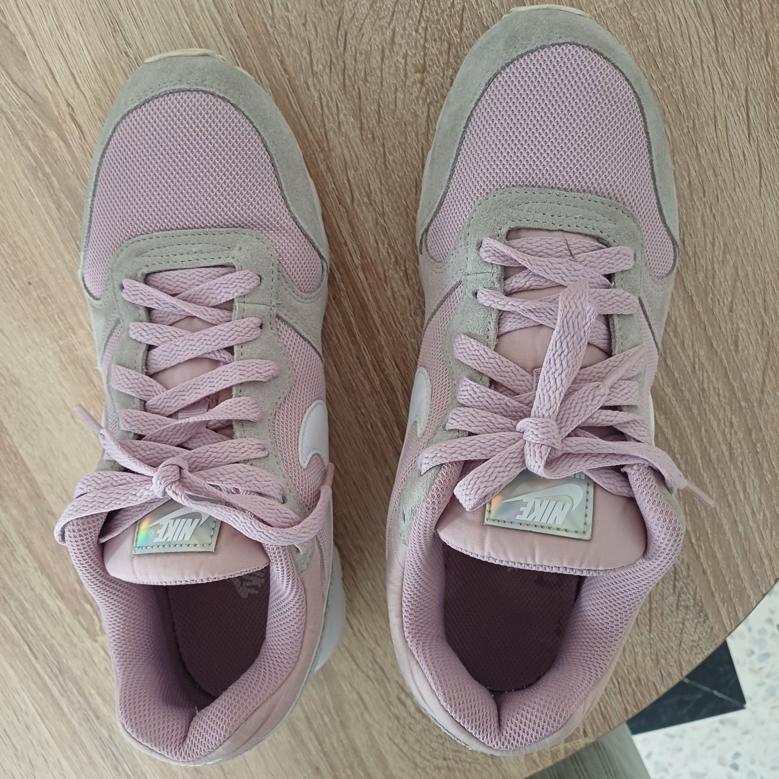 Espadrilles Nike pointure 38.5 