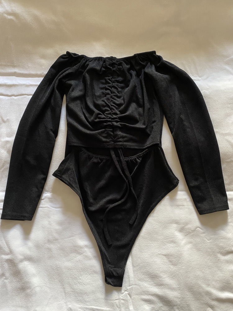 body pretty little thing