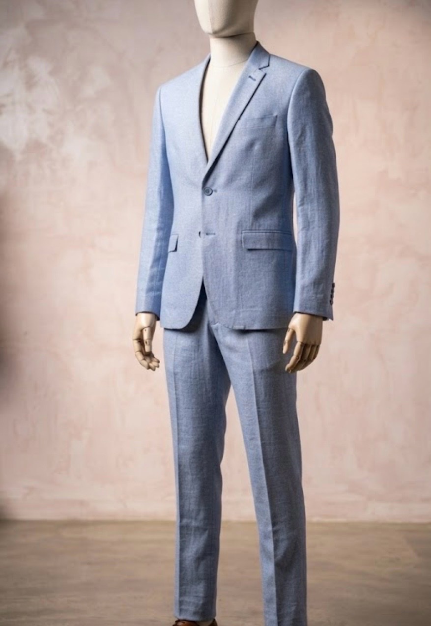 Costume élégant deux pièces