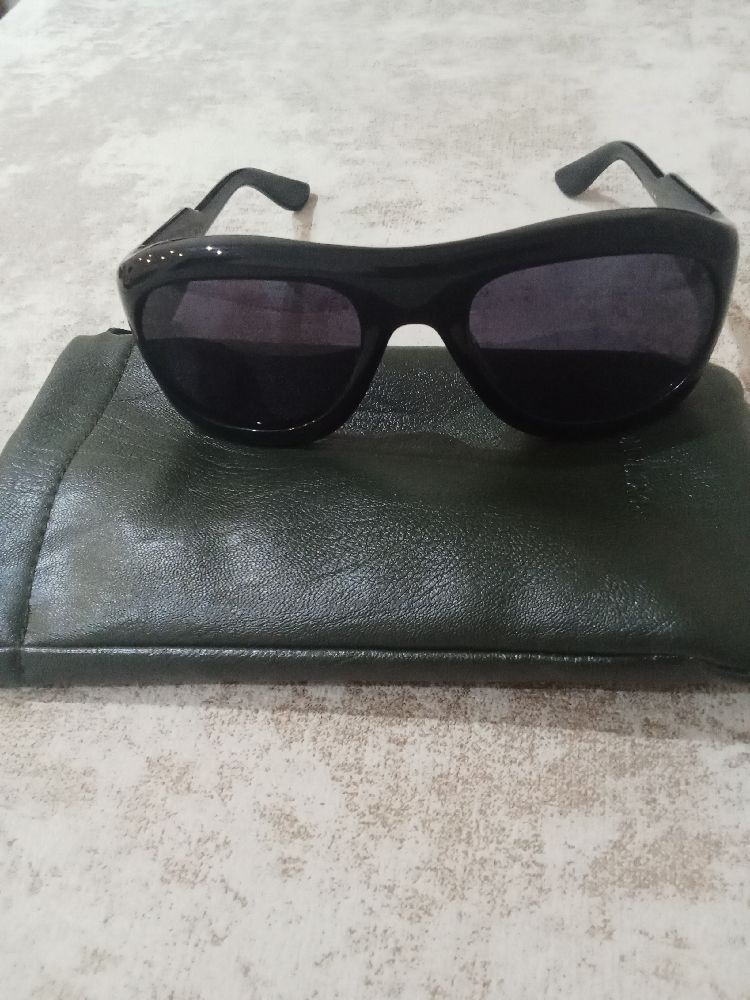 Lunettes soleil noir port tanger