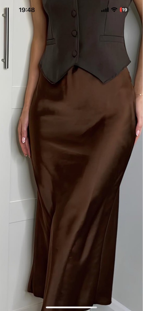 Jupe satin neuf