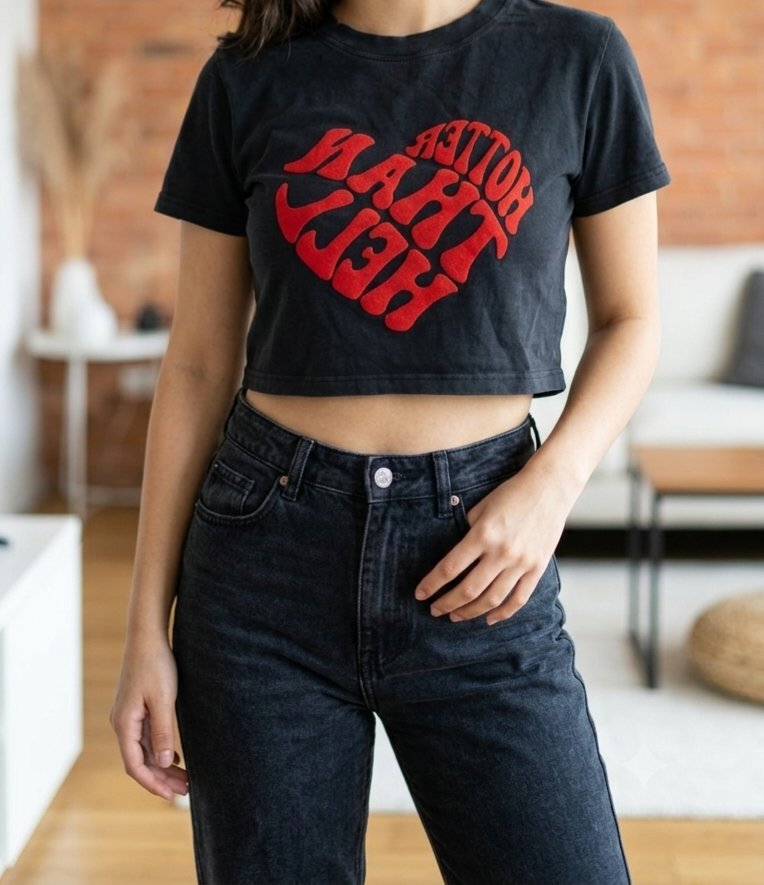 Adika Top Noir Imprimé Rouge🖤❤️  Taille S