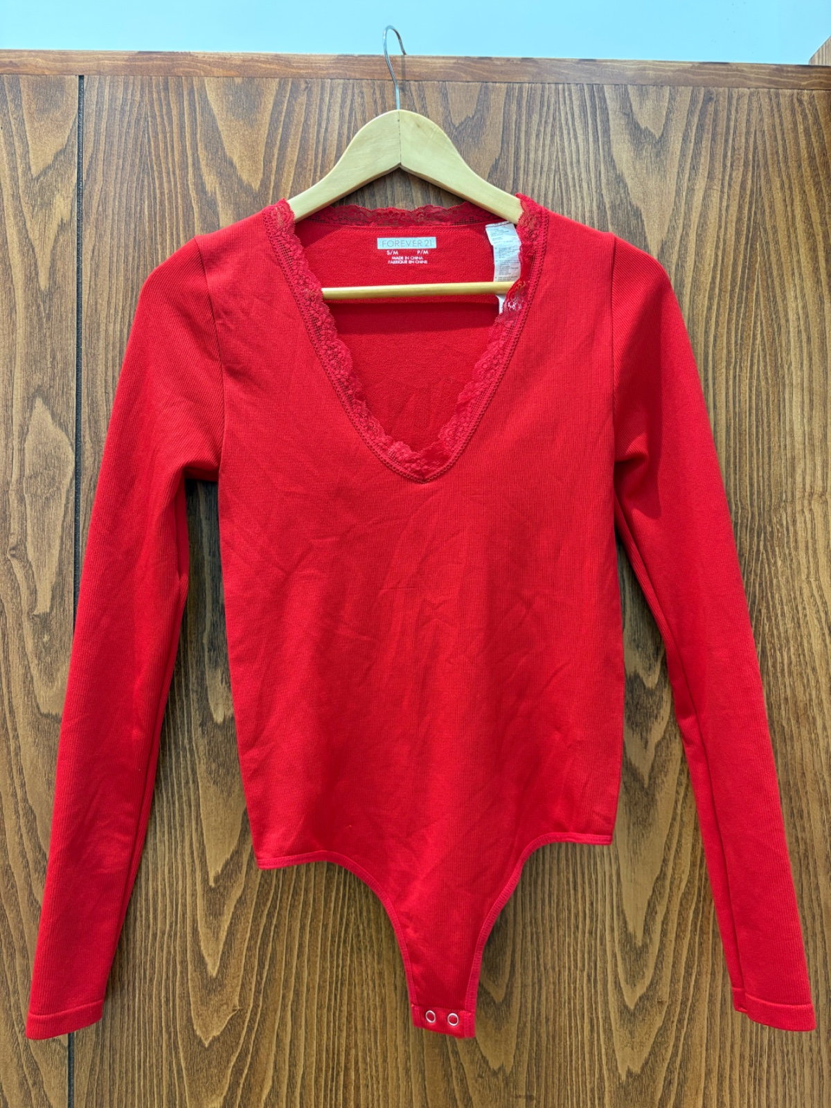 Pull rouge 