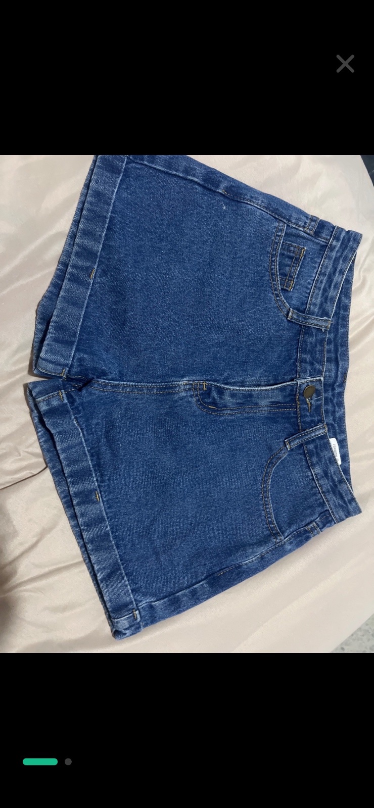 Short jean etat neuf 