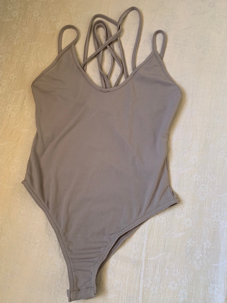 Body dos croisé minimaliste 