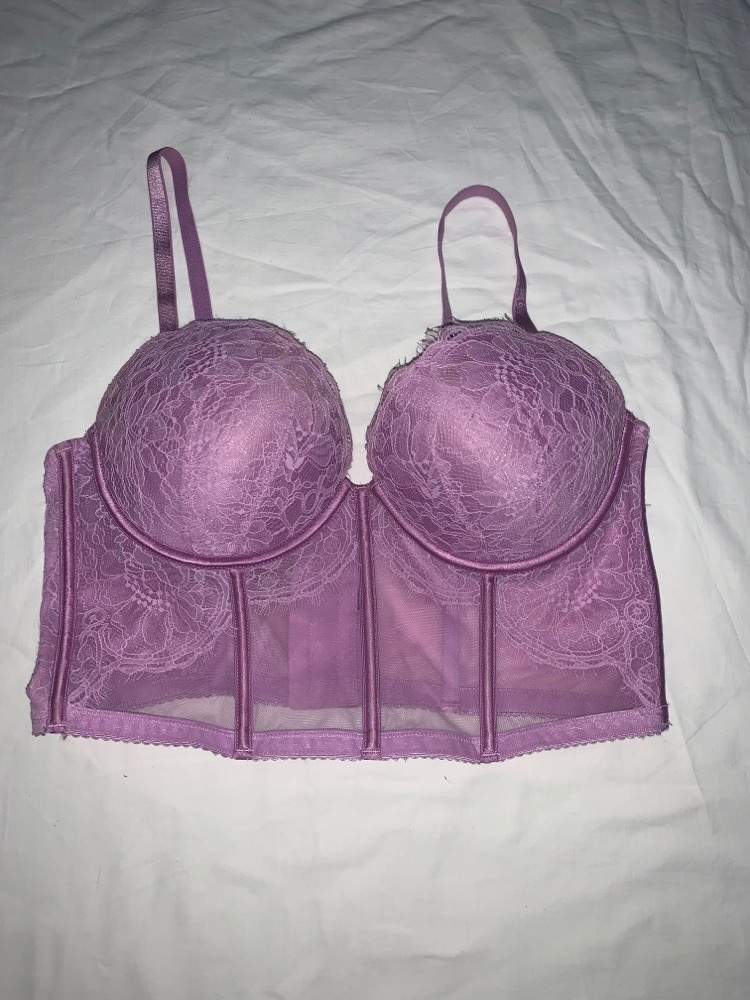 Bustier en dentelle mauve – Taille M