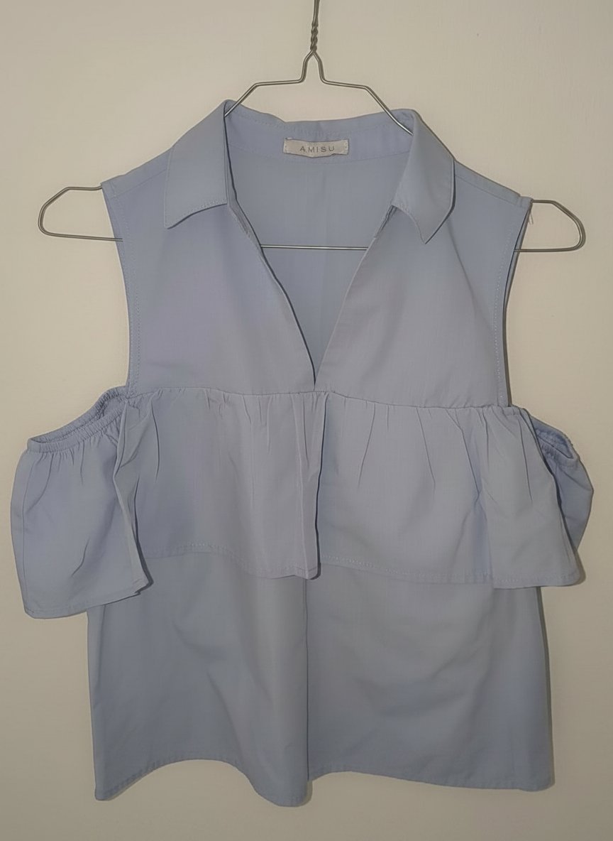 Blouse femme bleu ciel à épaules dénudées – Amisu