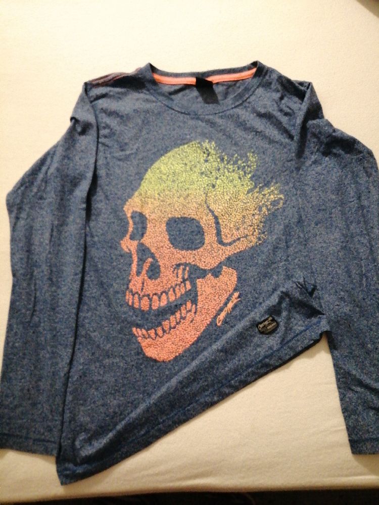 Pull bleu 