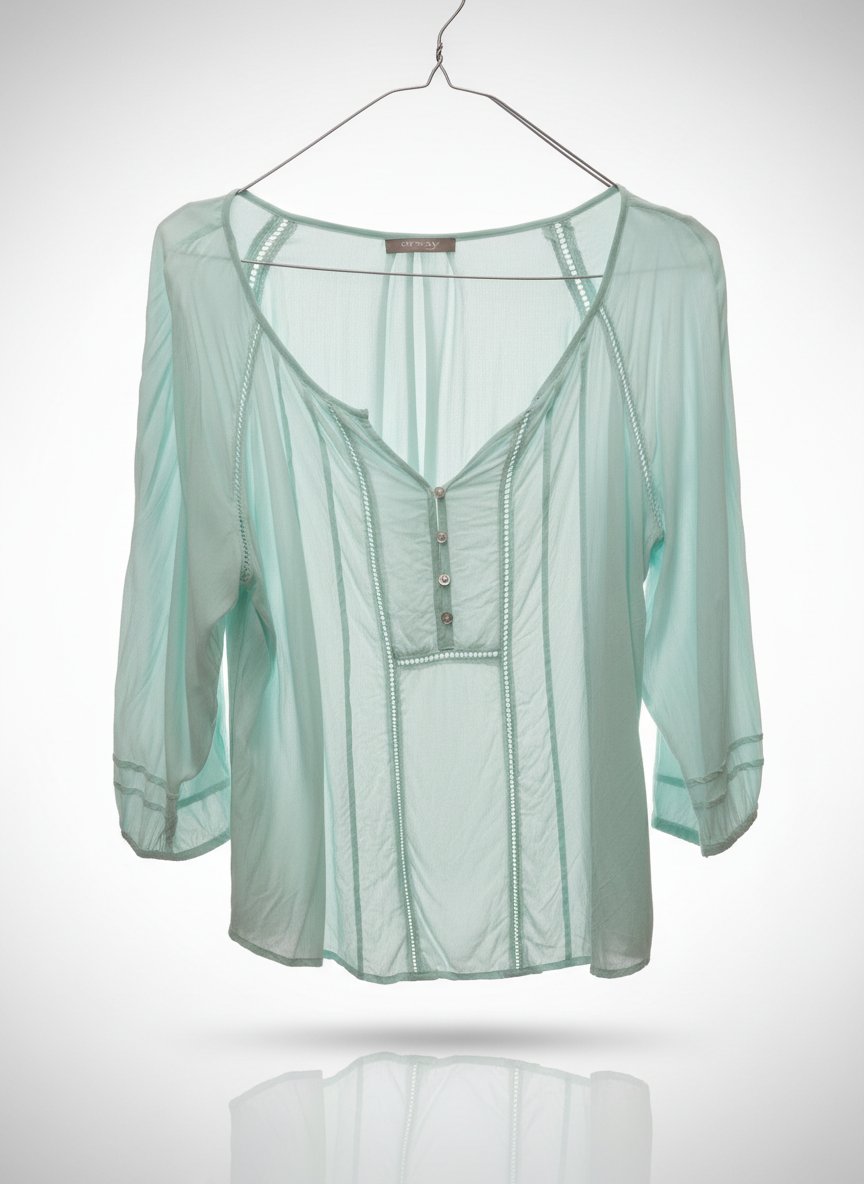Chemise en soie jamais portee 