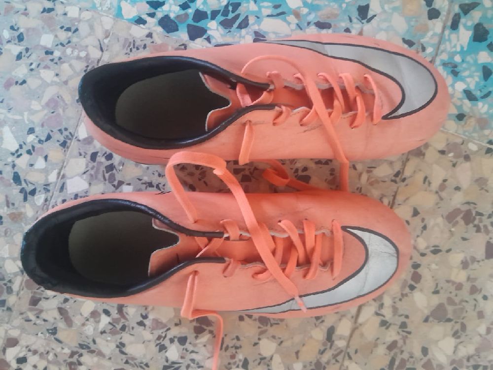 Crampon rouge