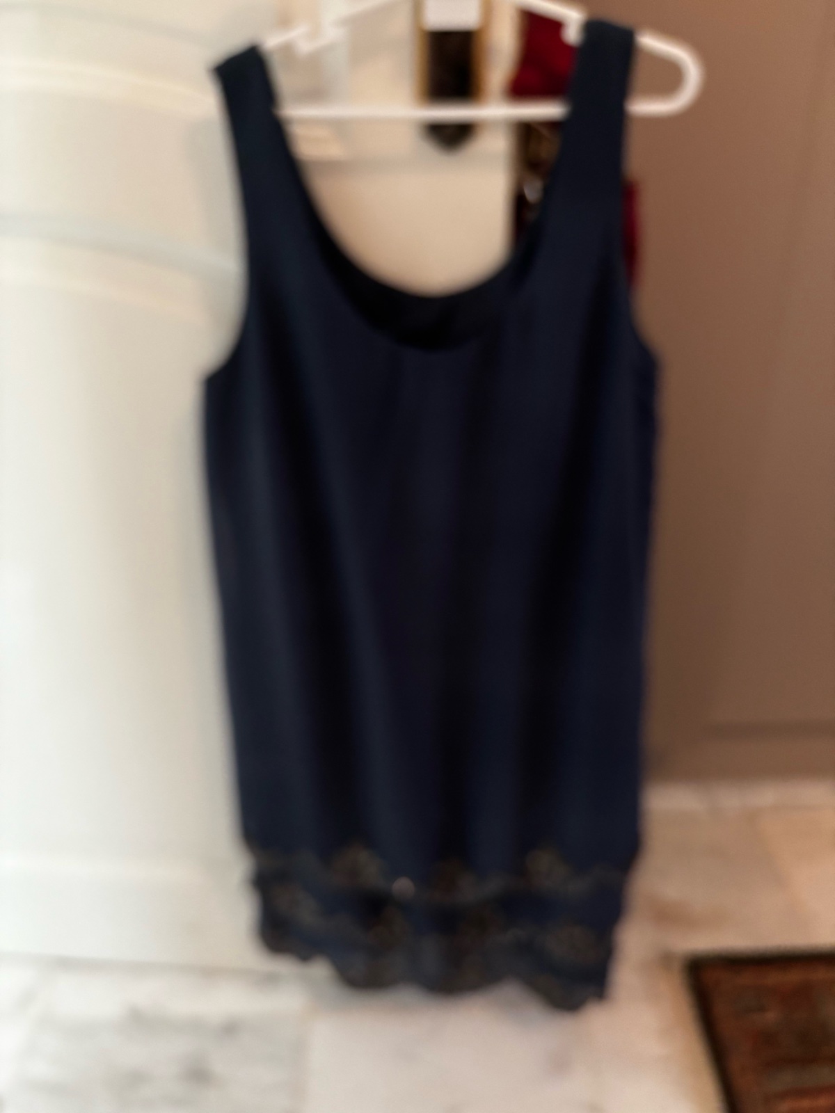 Robe avec broderie