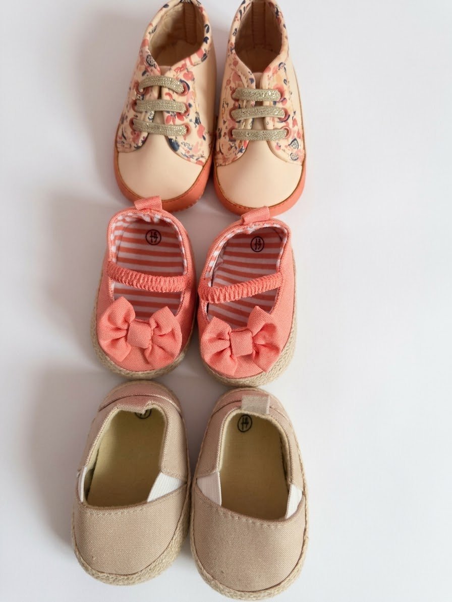 Lot de 3 paires de chaussures bébé fille - Pointure 19 - Neufs jamais portés
