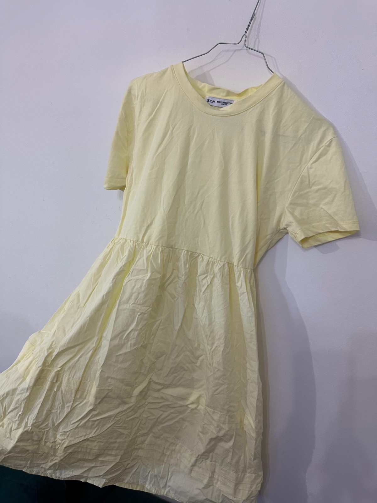 Robe jaune 