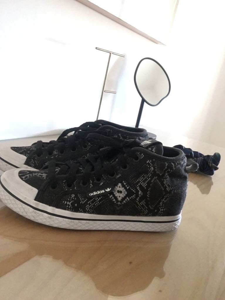 Baskets adidas