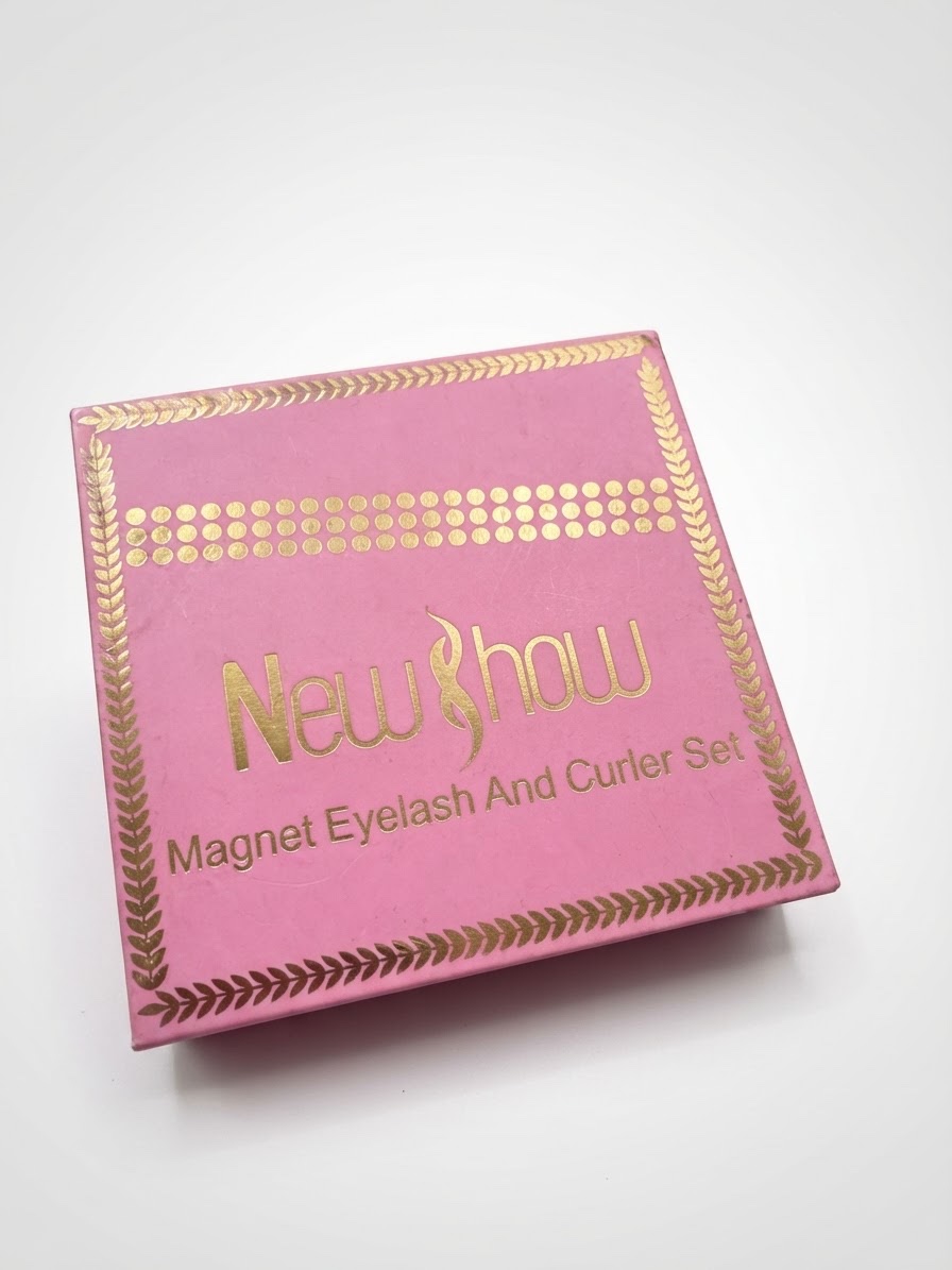 New show magnetic eyelash and curler set 