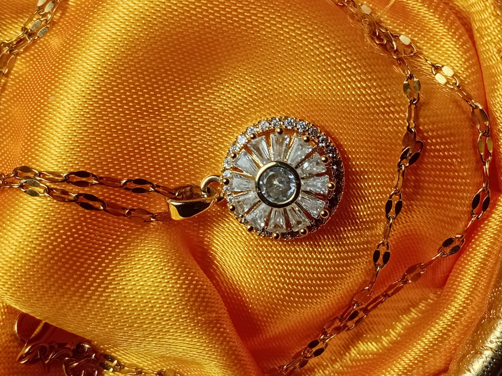 Collier fleur