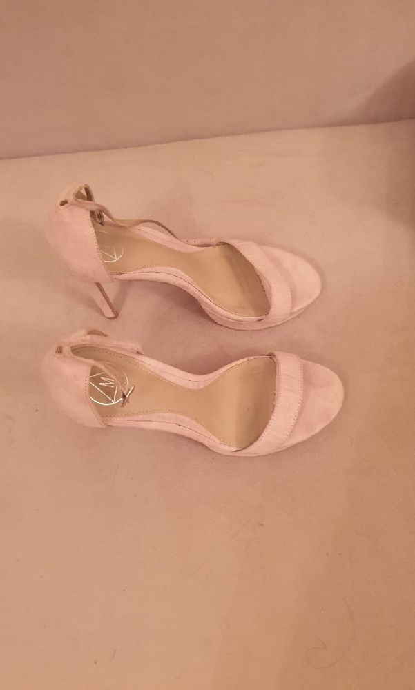Mango Heels