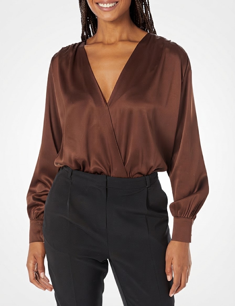 Chemise Steve Madden couleur marron foncé 