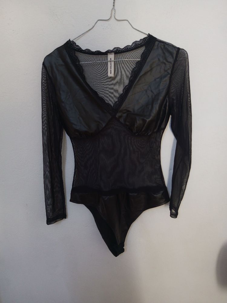 Body femme à manches longues en maille dentelle noire taille S / M