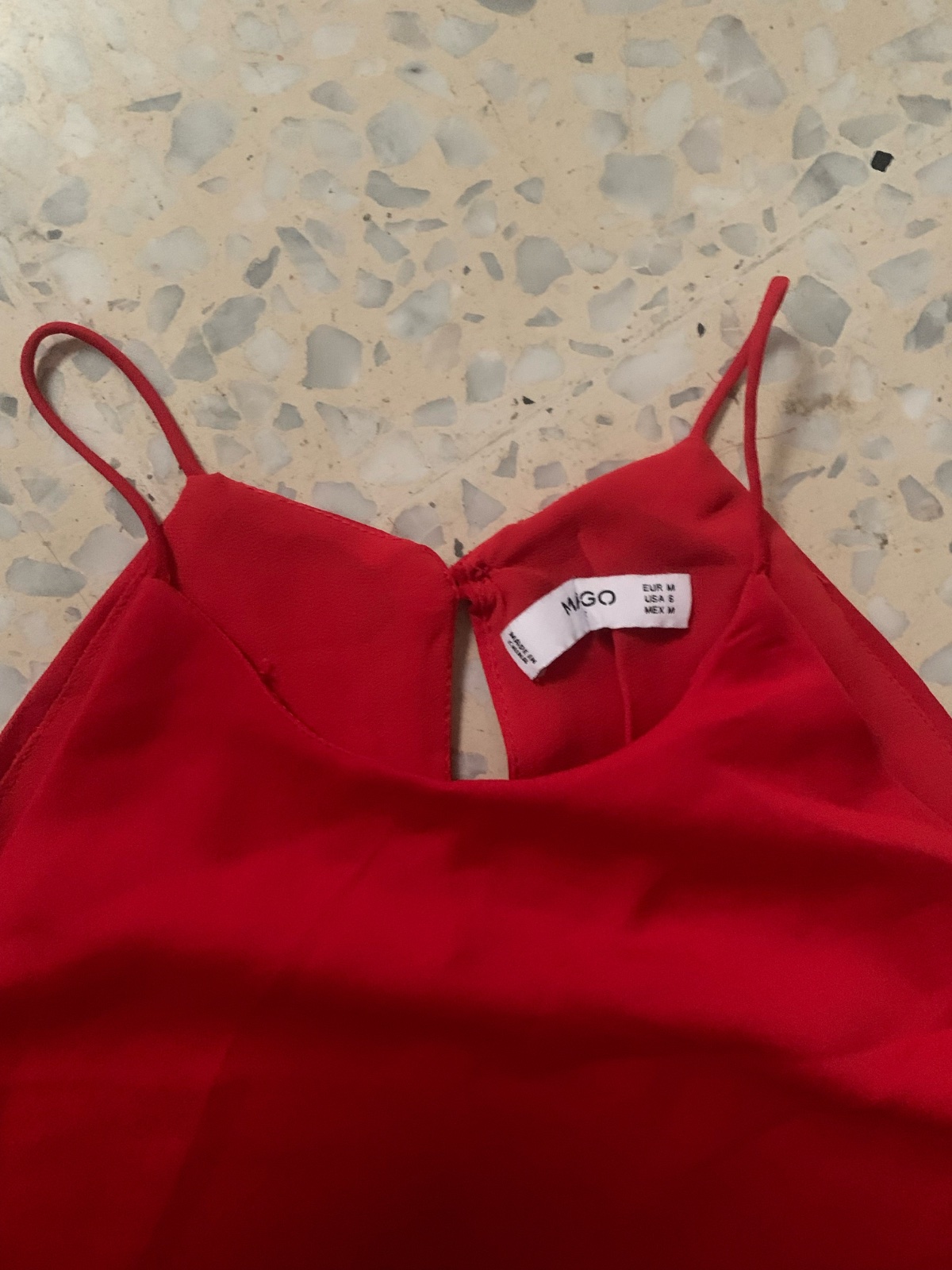 Robe rouge taille m