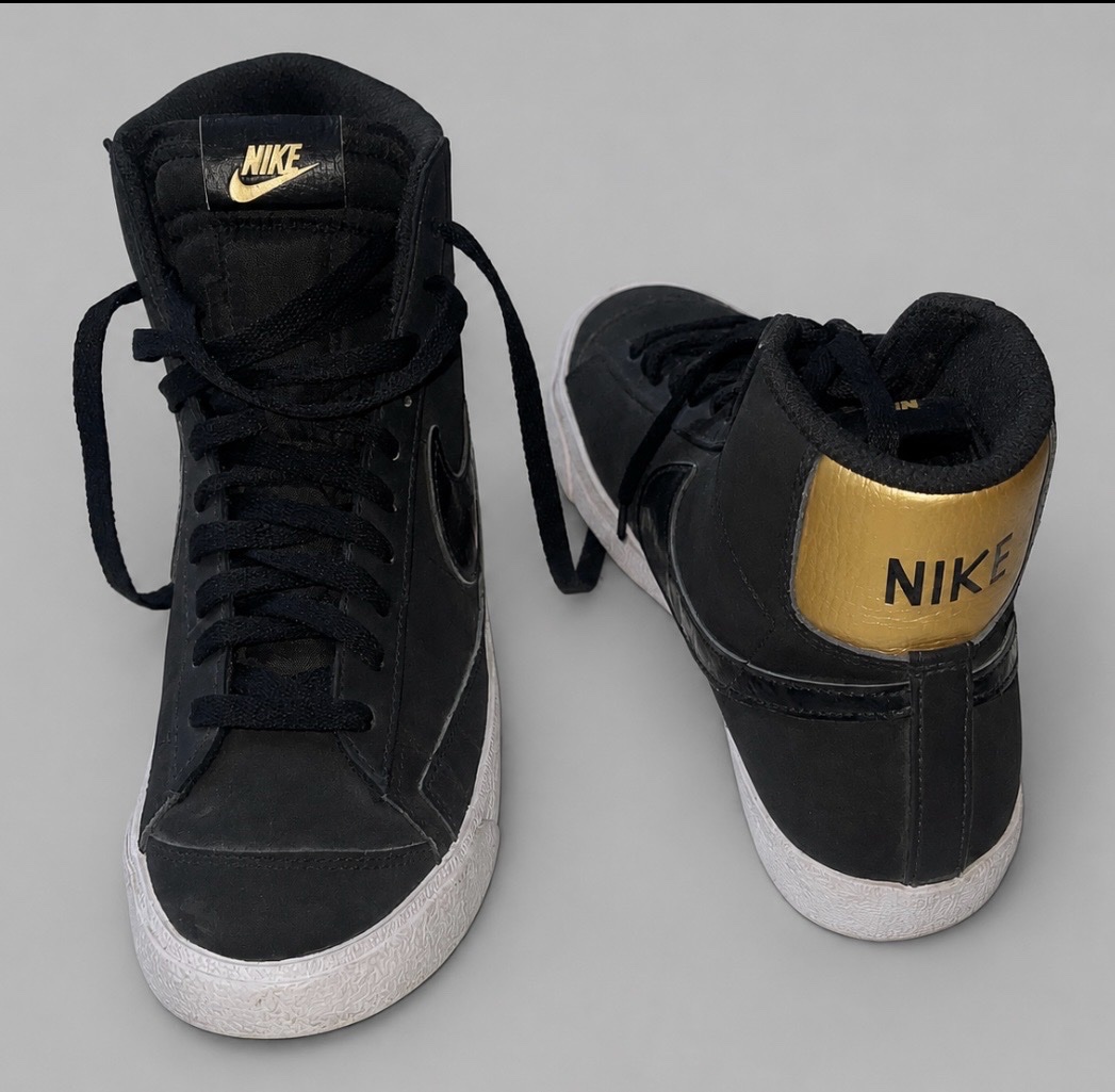 Nike Blazer Mid 77 Black Gold 