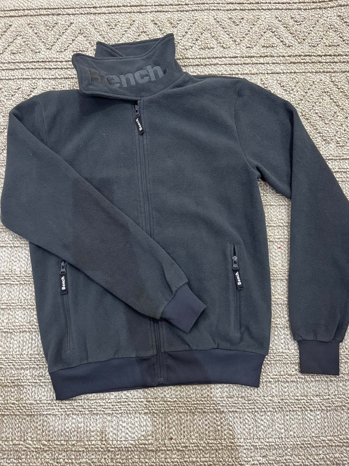 Sweatshirts polaire de la marque Bench. 💎💎❤️