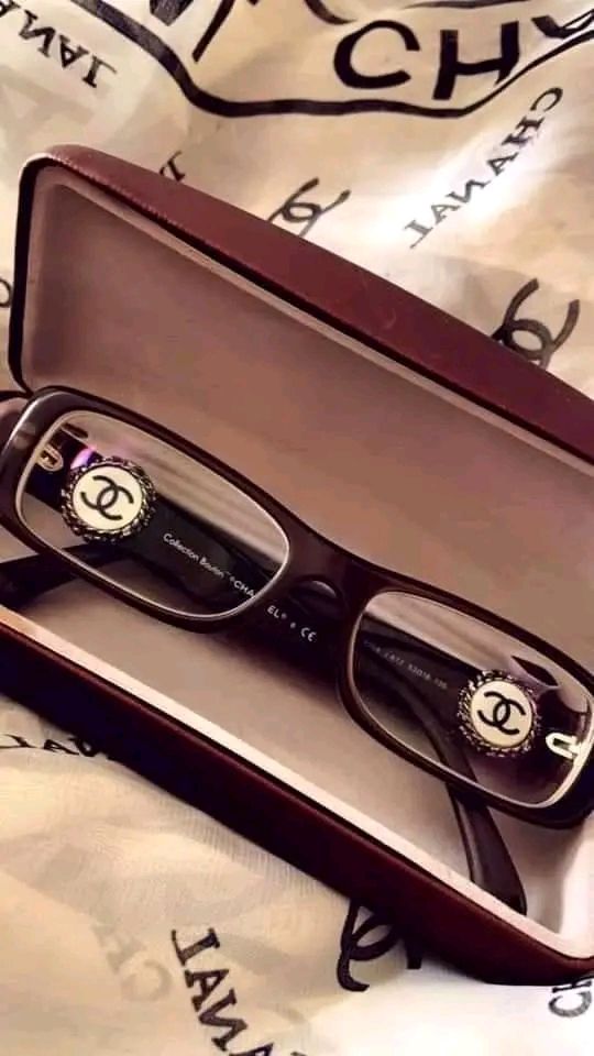 lunettes chanel authentiques 