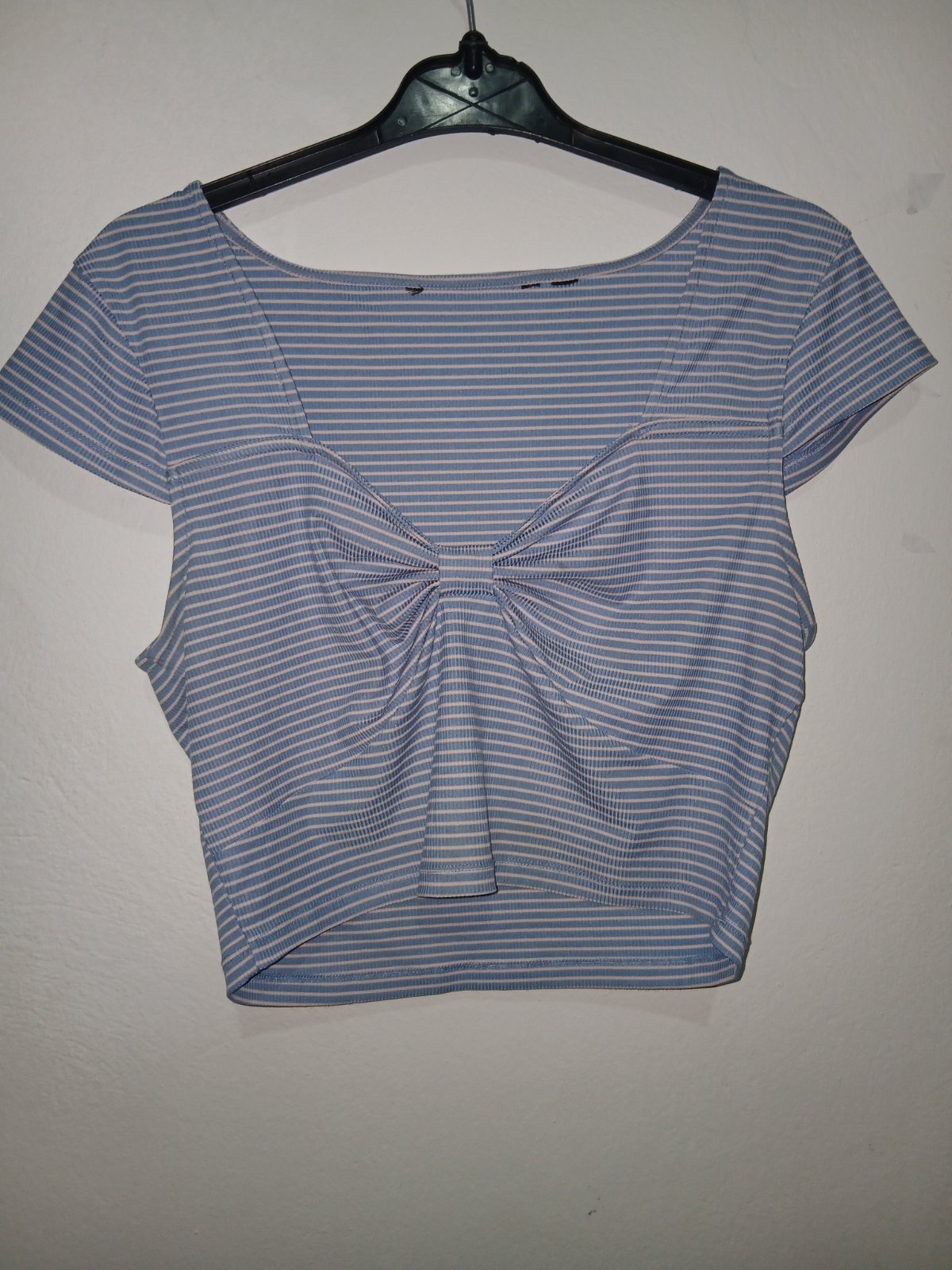 Pull bleu