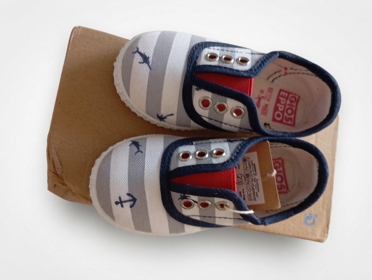 Chaussures enfants pointure 23 de la marque Gios Eppo