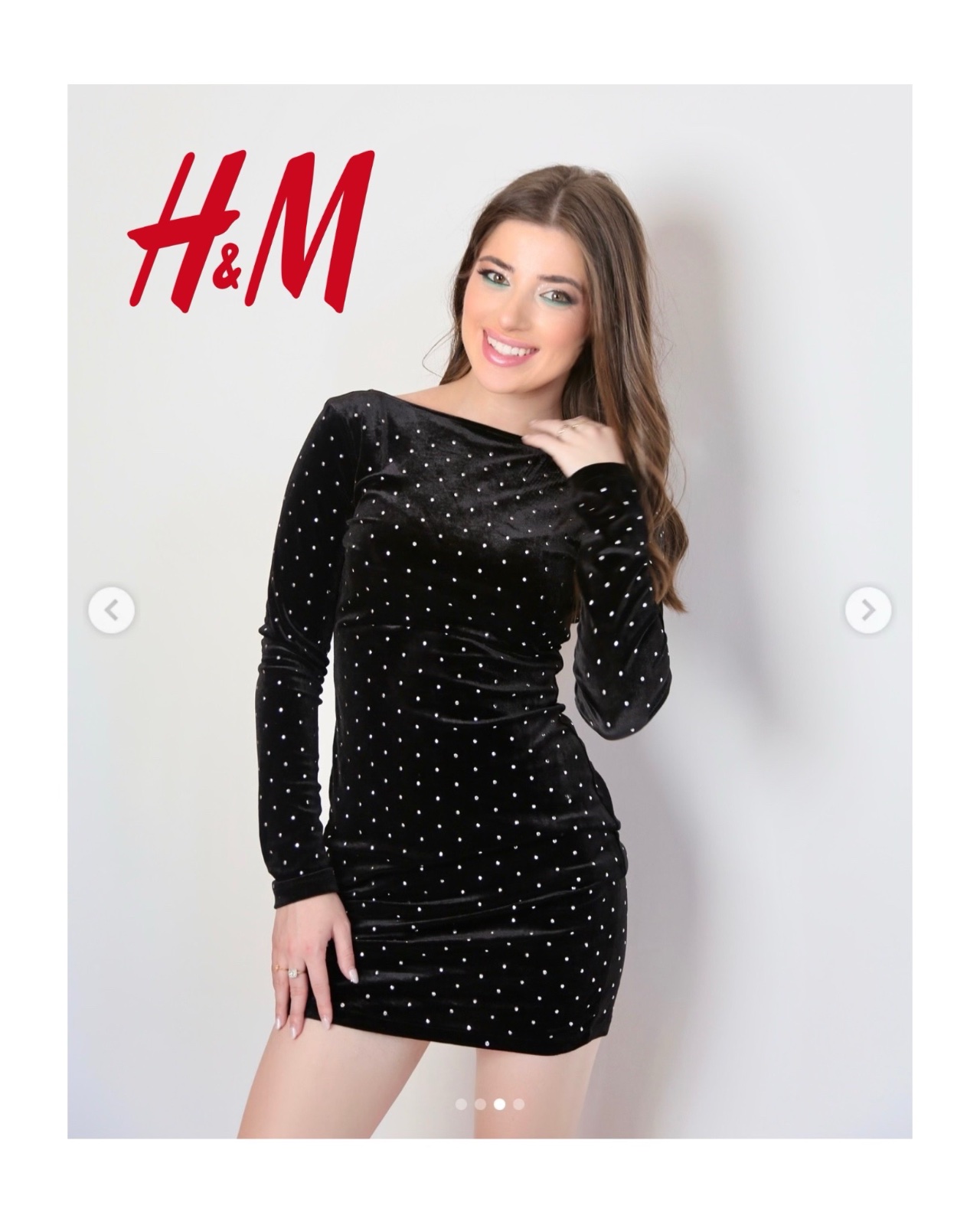 H&M mini-robe moulante en velours noir