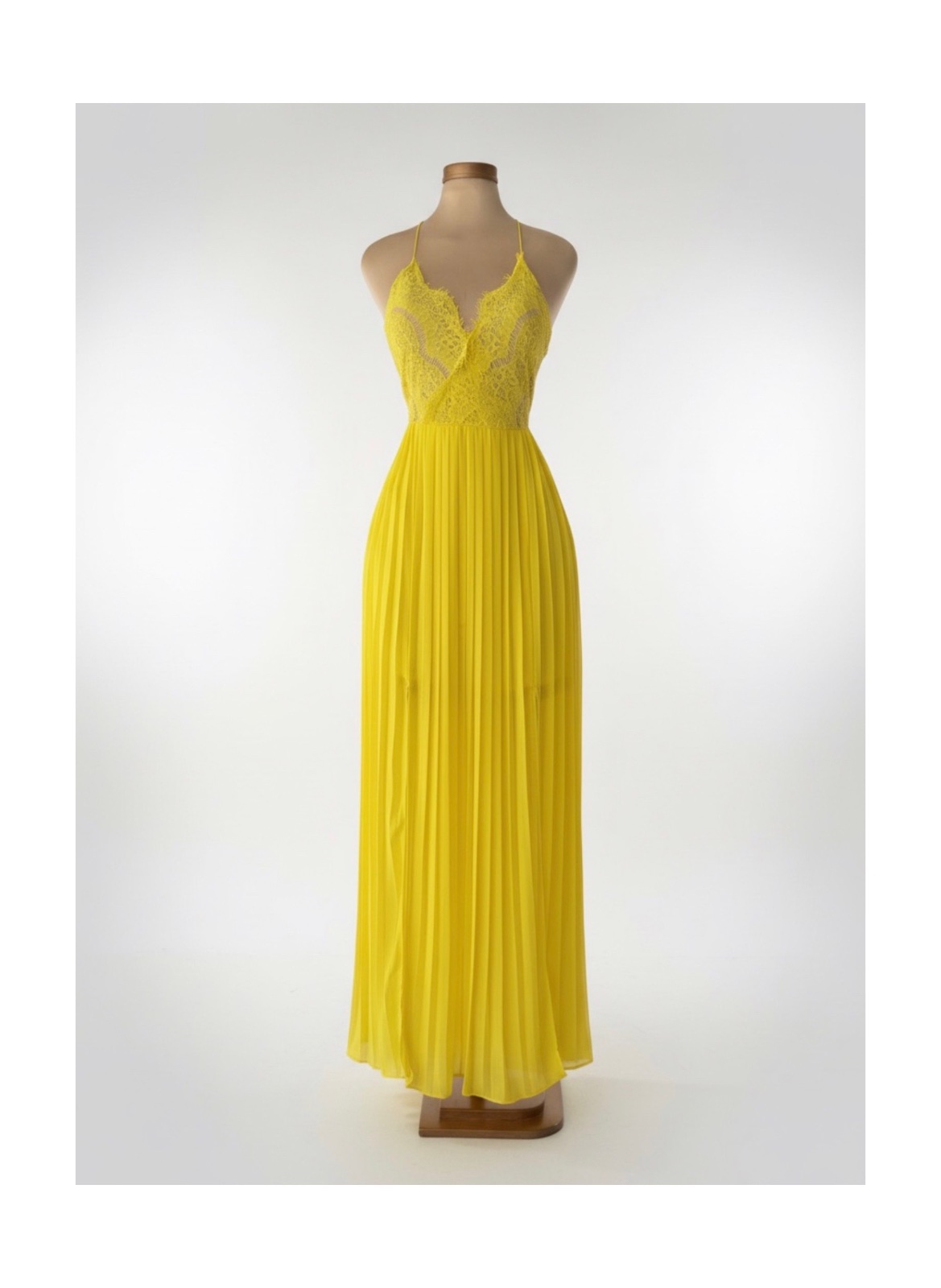Robe longue à encolure en dentelle et deux fentes sur les jambes