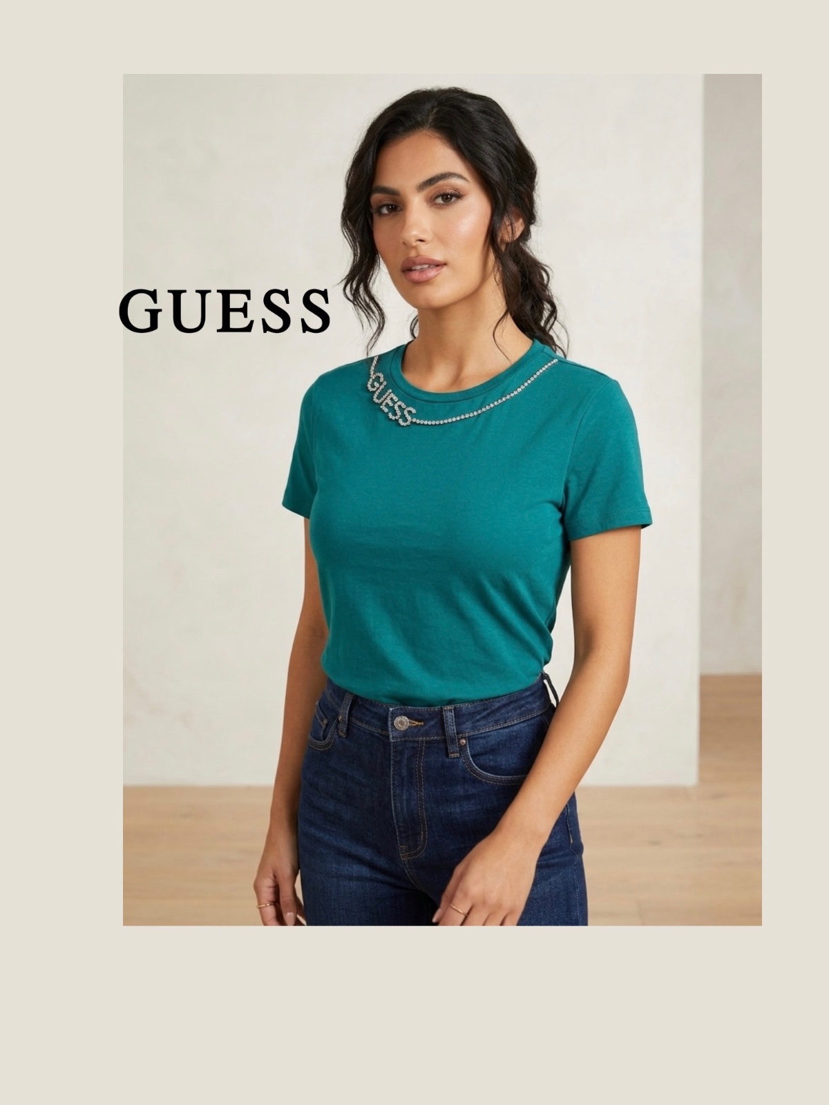 T-shirt GUESS Vert Canard avec Strass