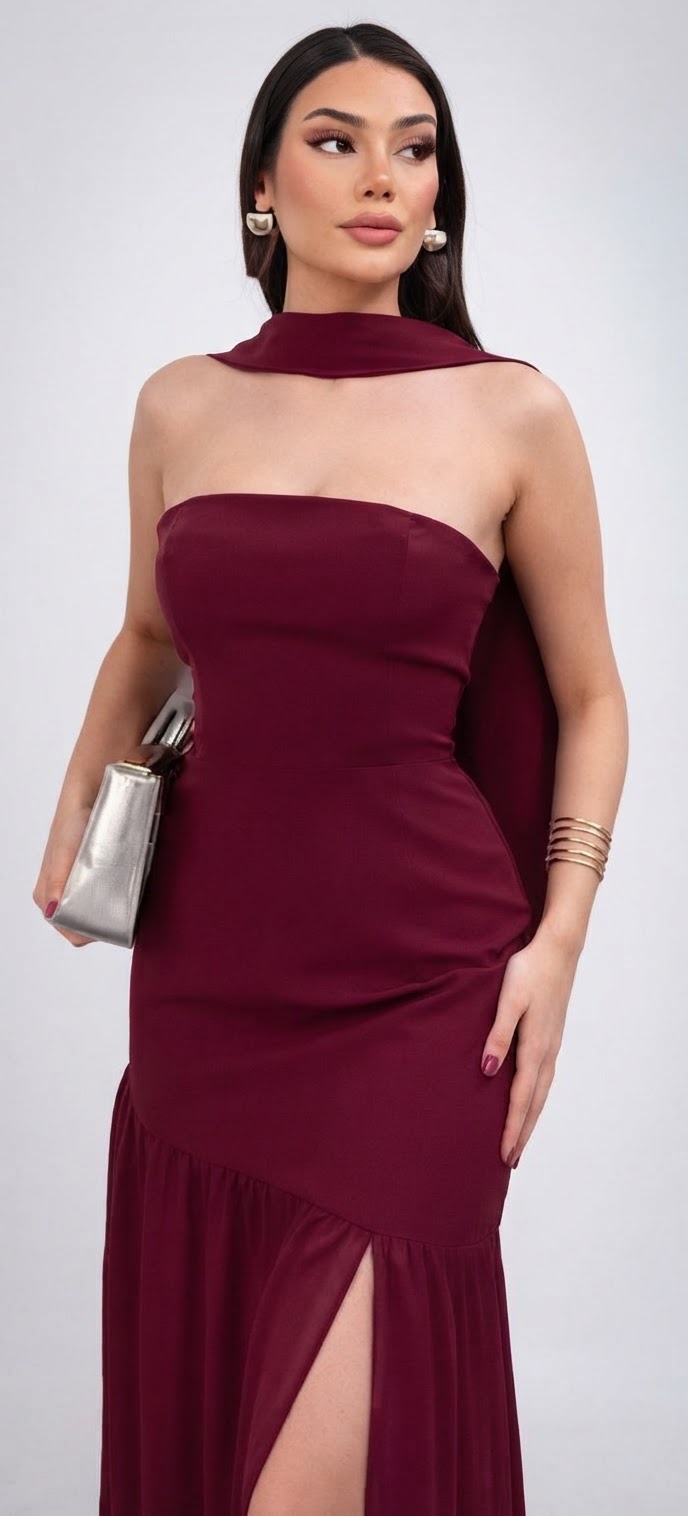 Robe avec fente