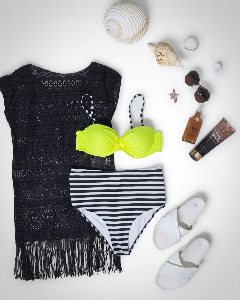 Lot 2 pieces + cache maillot