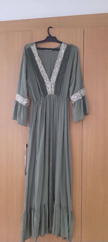 robe tres jolie 