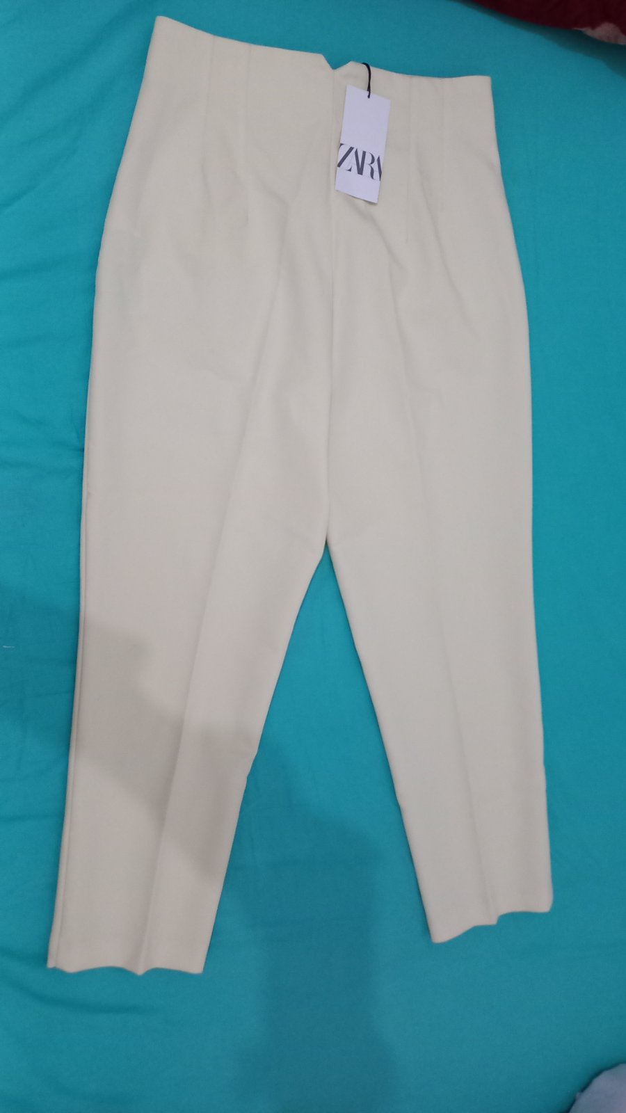 Pantalon blan cassé ZARA