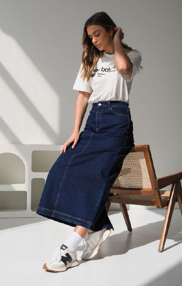 Une jupe jean maxi