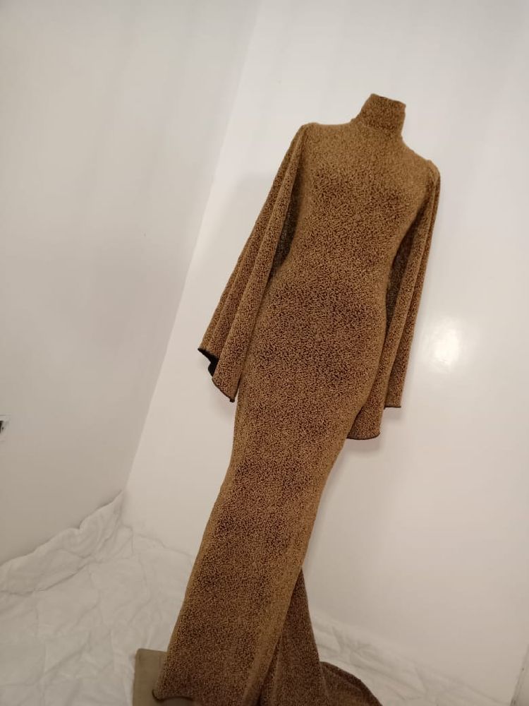 Robe soirée cosue très chic et classe 