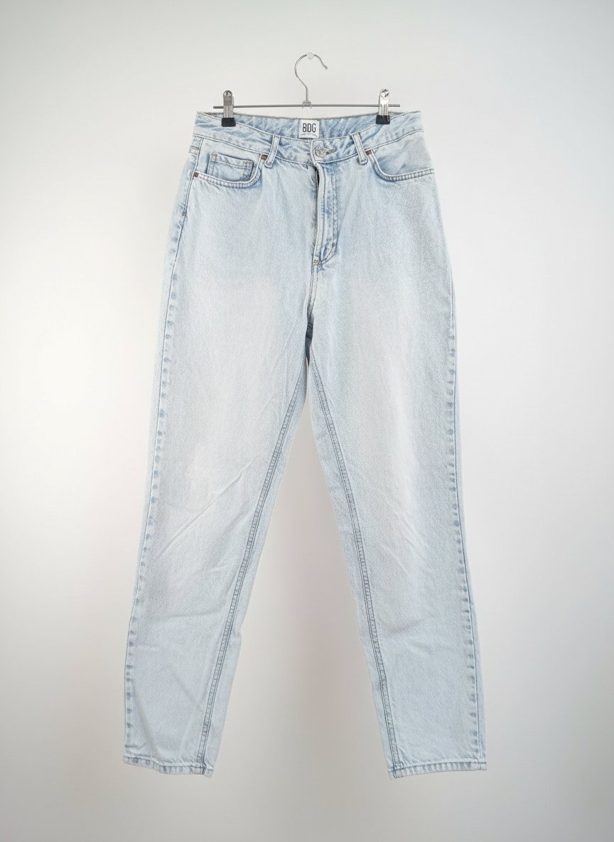 Titre : Jean Mom BDG - Bleu clair délavé - Taille 40