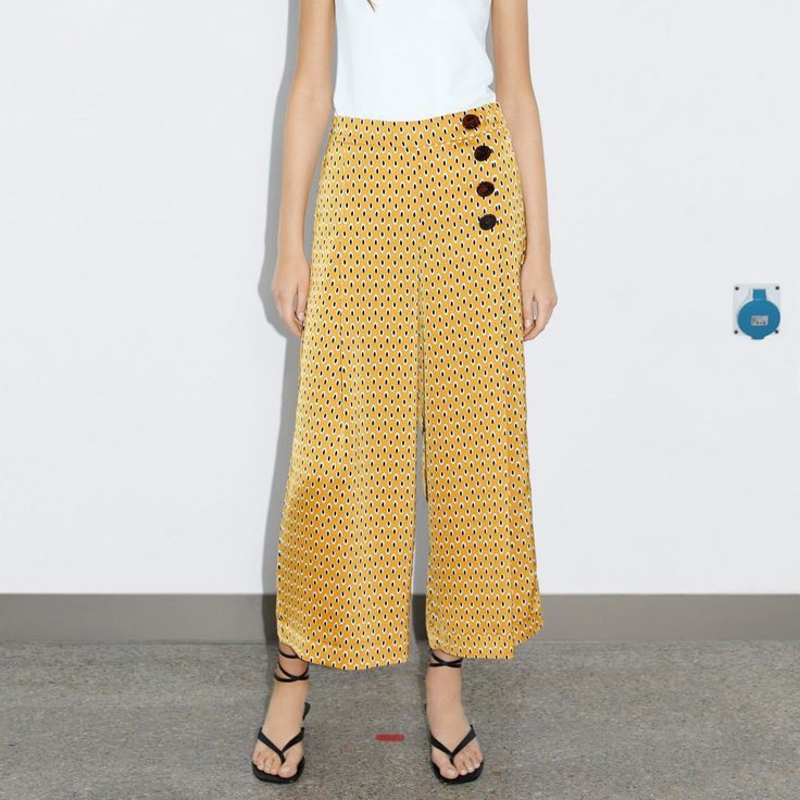  NWT ZARA Buttoned Printed Cropped Trousers